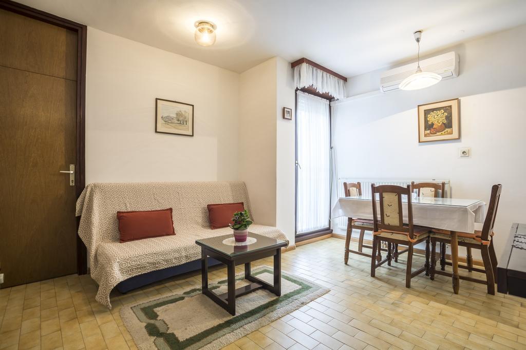 Apartment Kossi Split Eksteriør billede